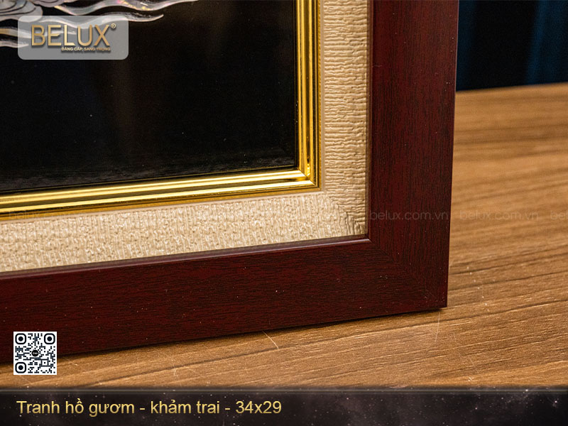 Tranh hồ gươm khảm trai kt 34x29cm&nbsp;
